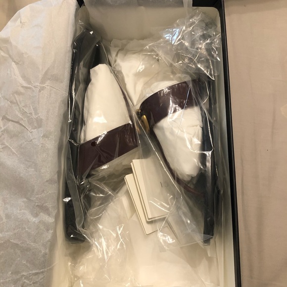 Sold - Picture 5 of 9